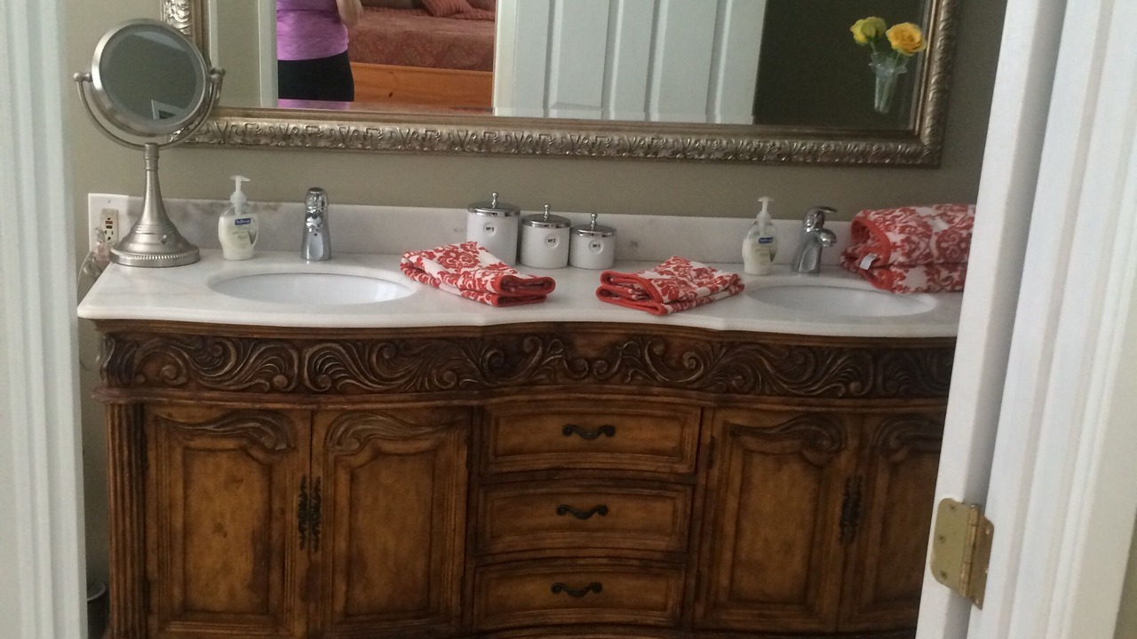 Photo of Bathroom in Thousand Oaks