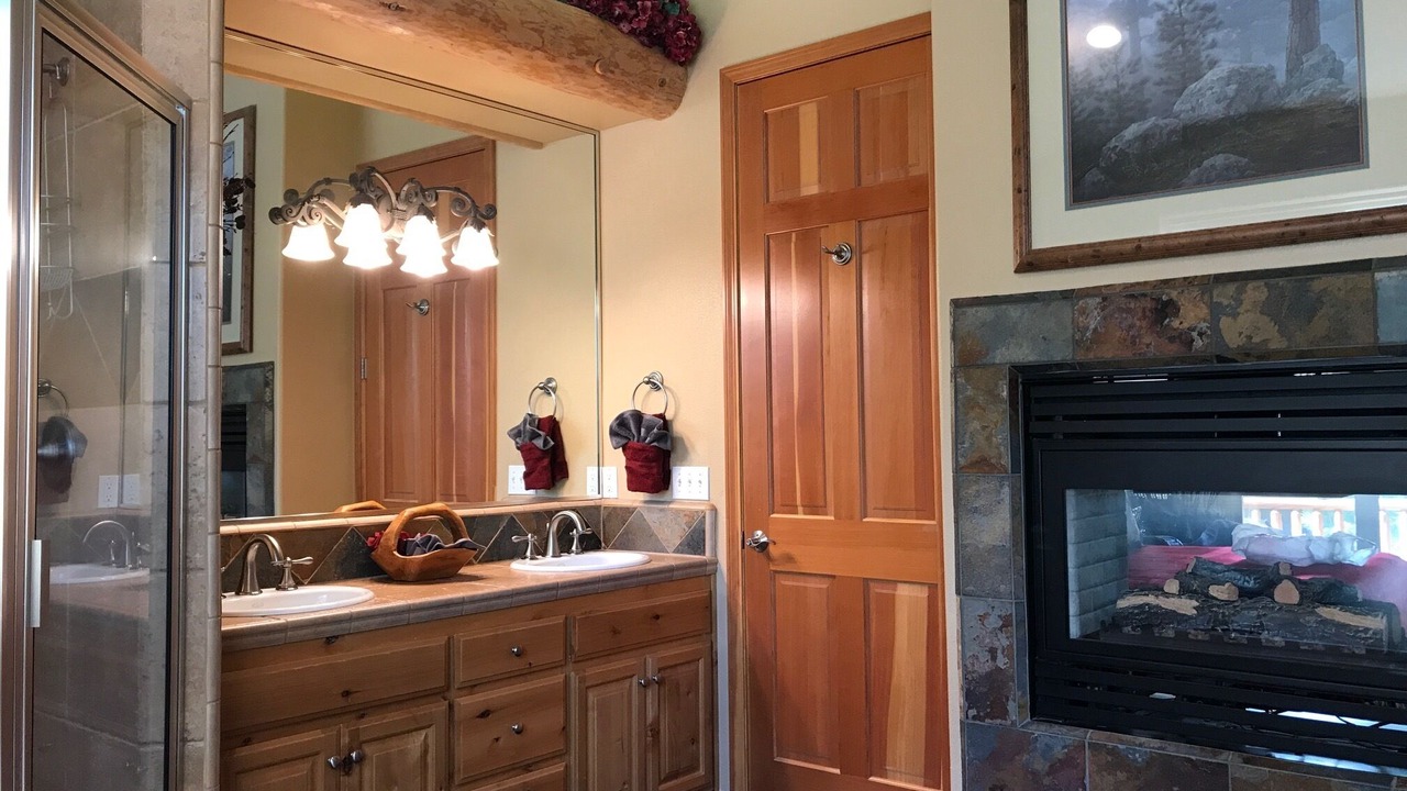 Photo of Livingroom in Tahoe Paradise