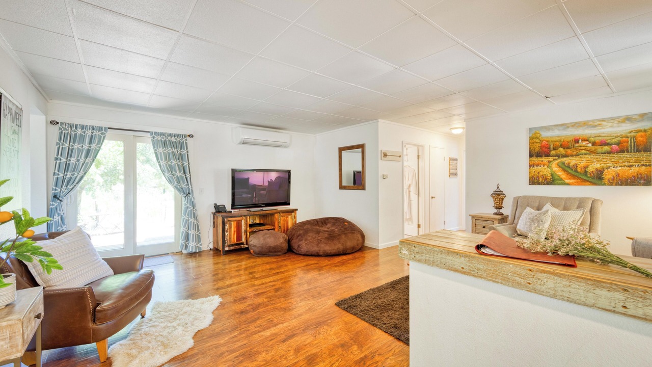 Photo of Livingroom in Healdsburg