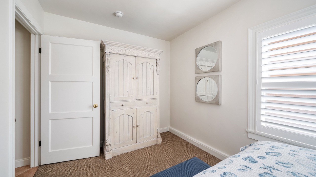 Photo of Bedroom in Downtown