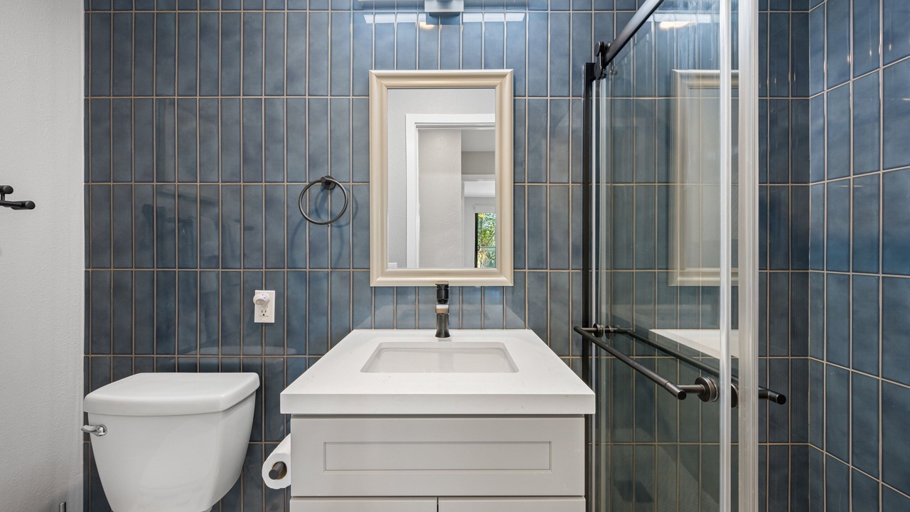 Photo of Bathroom in South Mission Beach