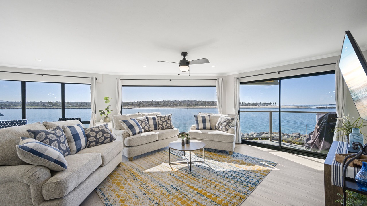 Photo of Bedroom in South Mission Beach