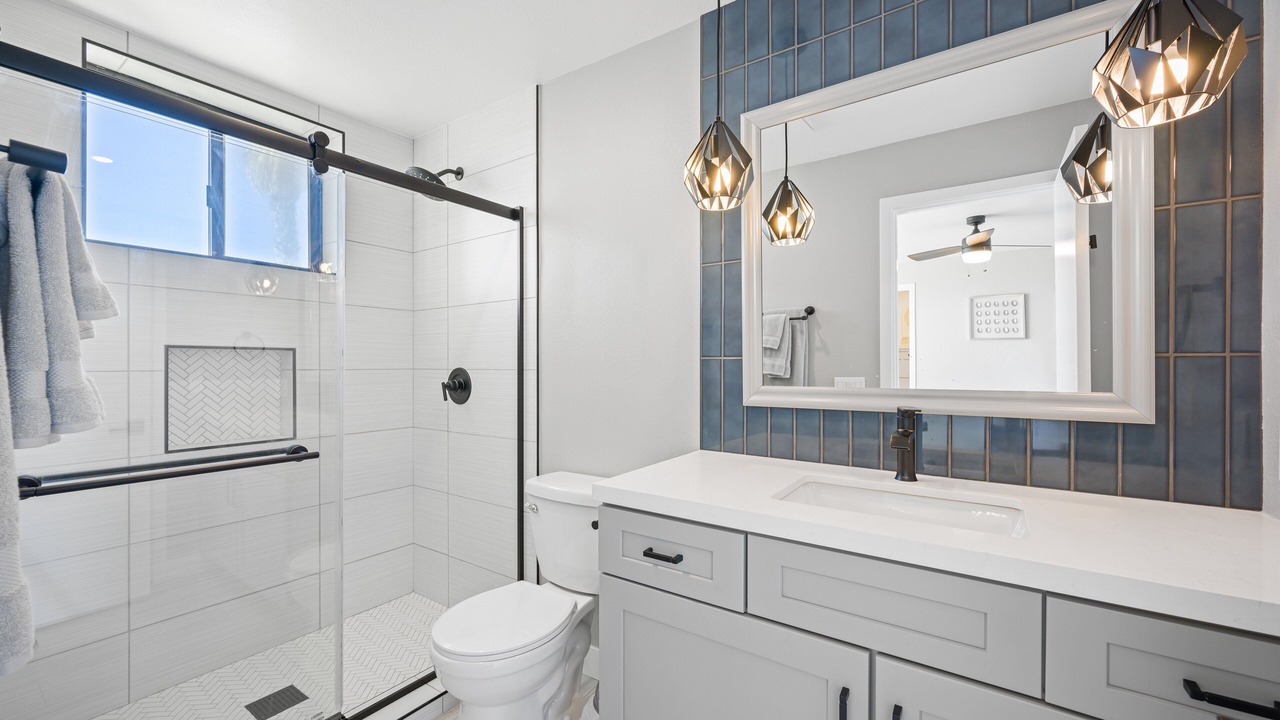 Photo of Bathroom in South Mission Beach