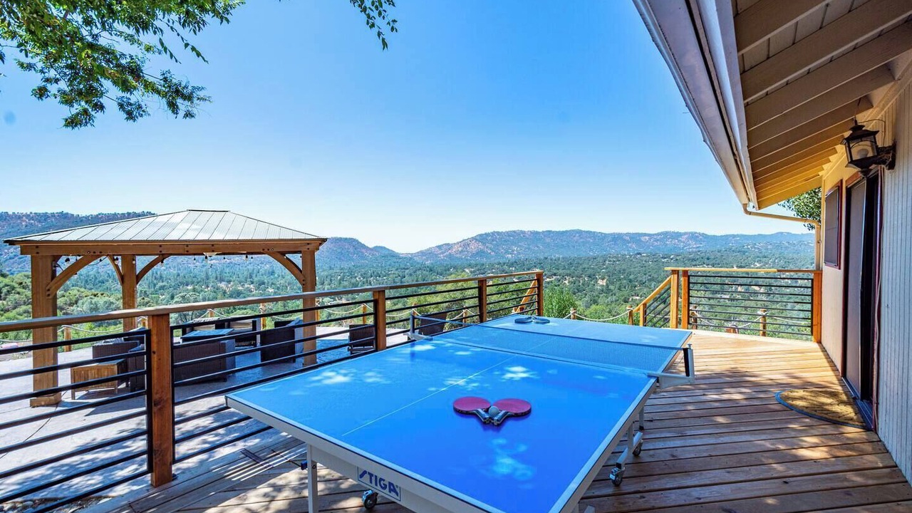 Photo of Patio Balcony in Oakhurst