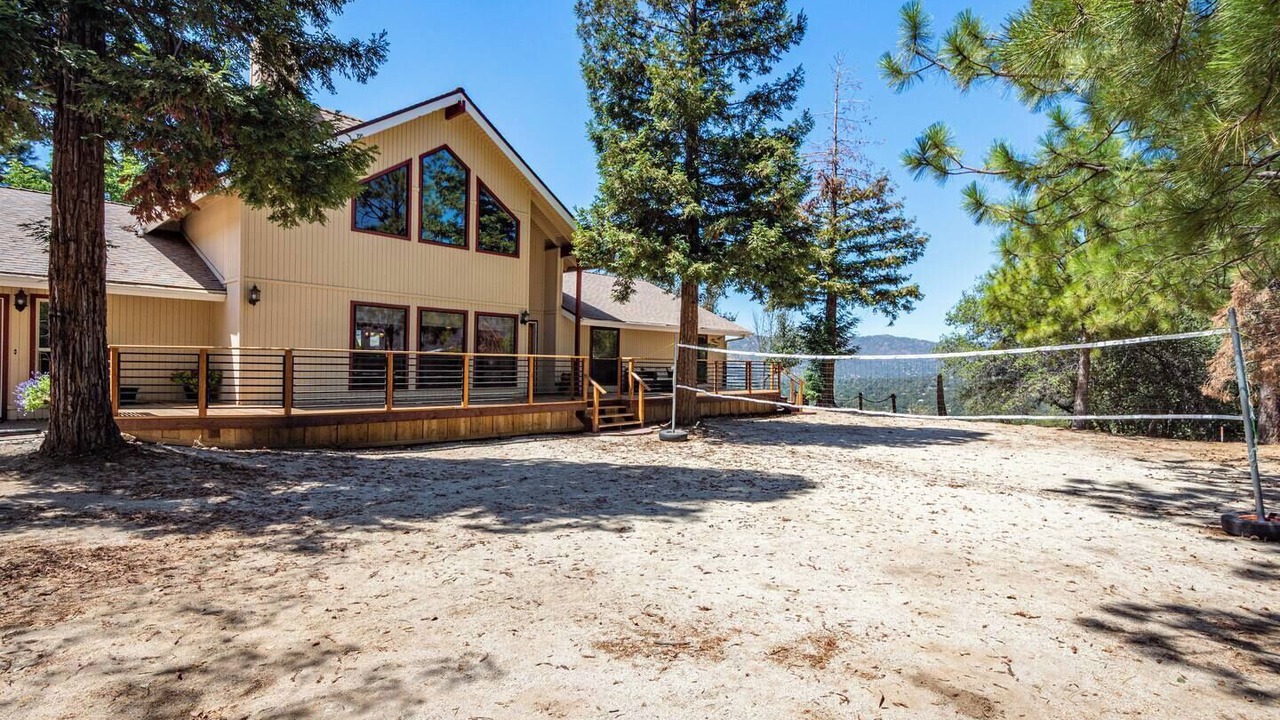 Photo of Outdoor in Oakhurst