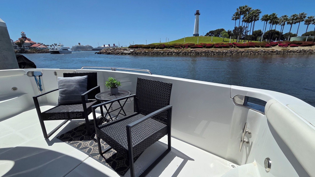 Photo of Patio Balcony in Waterfront