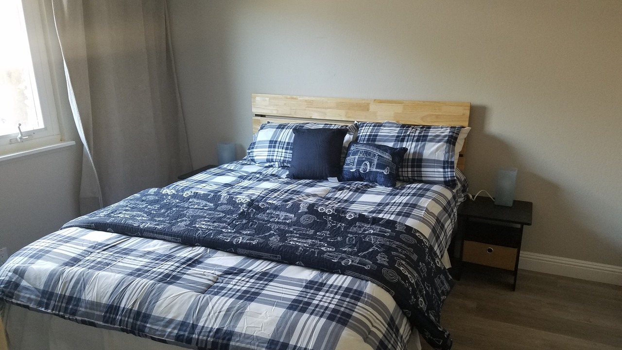 Photo of Bedroom in Farm Hills