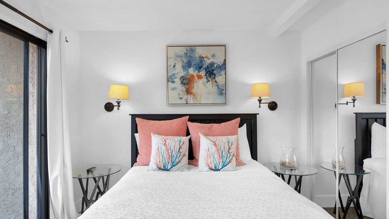 Photo of Bedroom in Avalon