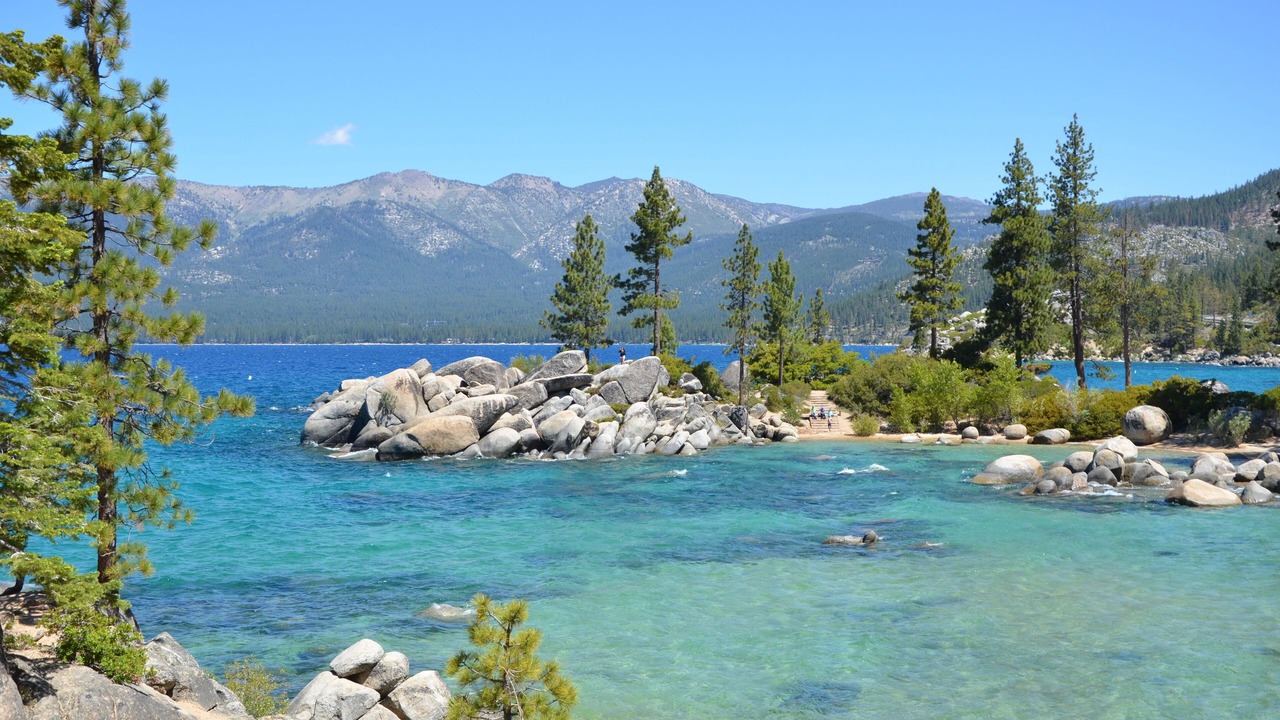 Photo of Others in Tahoe Vista