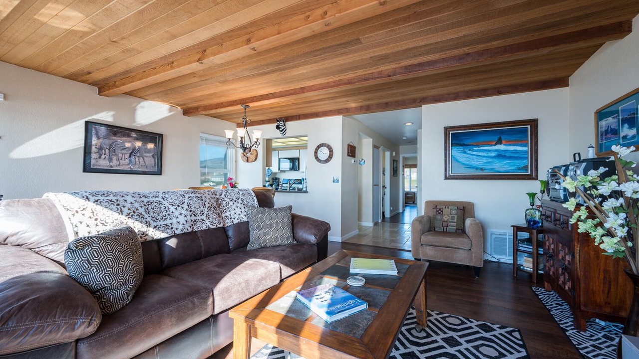 Photo of Bedroom in San Simeon