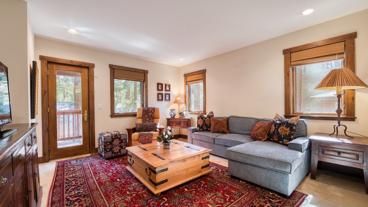 Photo of Livingroom in Tahoe Vista