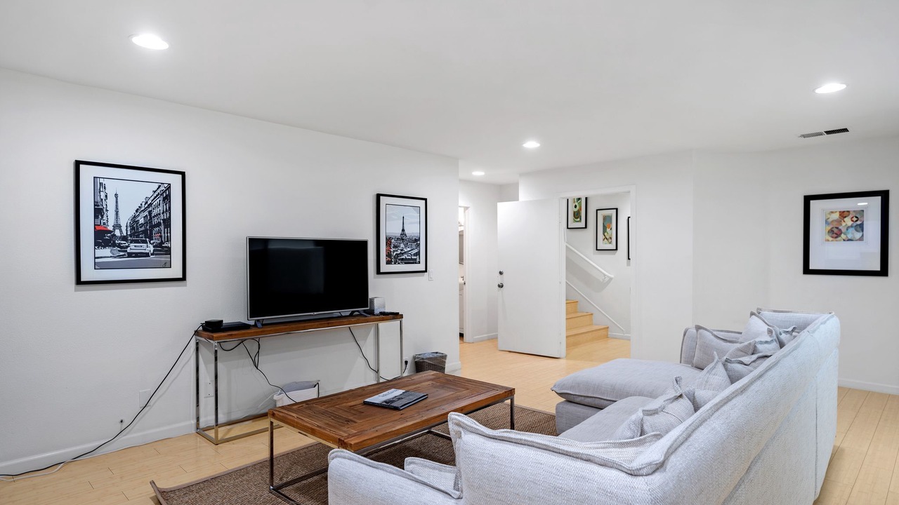 Photo of Livingroom in Hollywood Beach