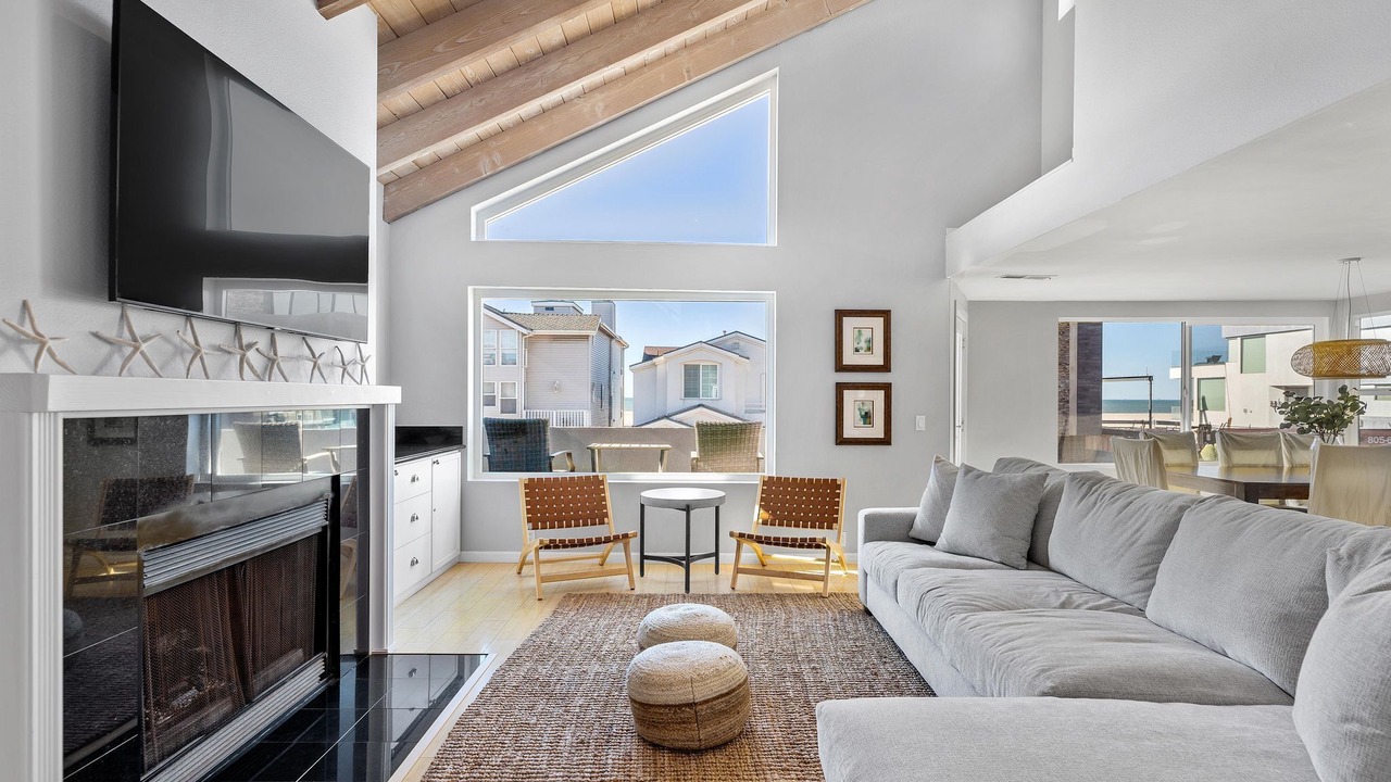 Photo of Livingroom in Hollywood Beach