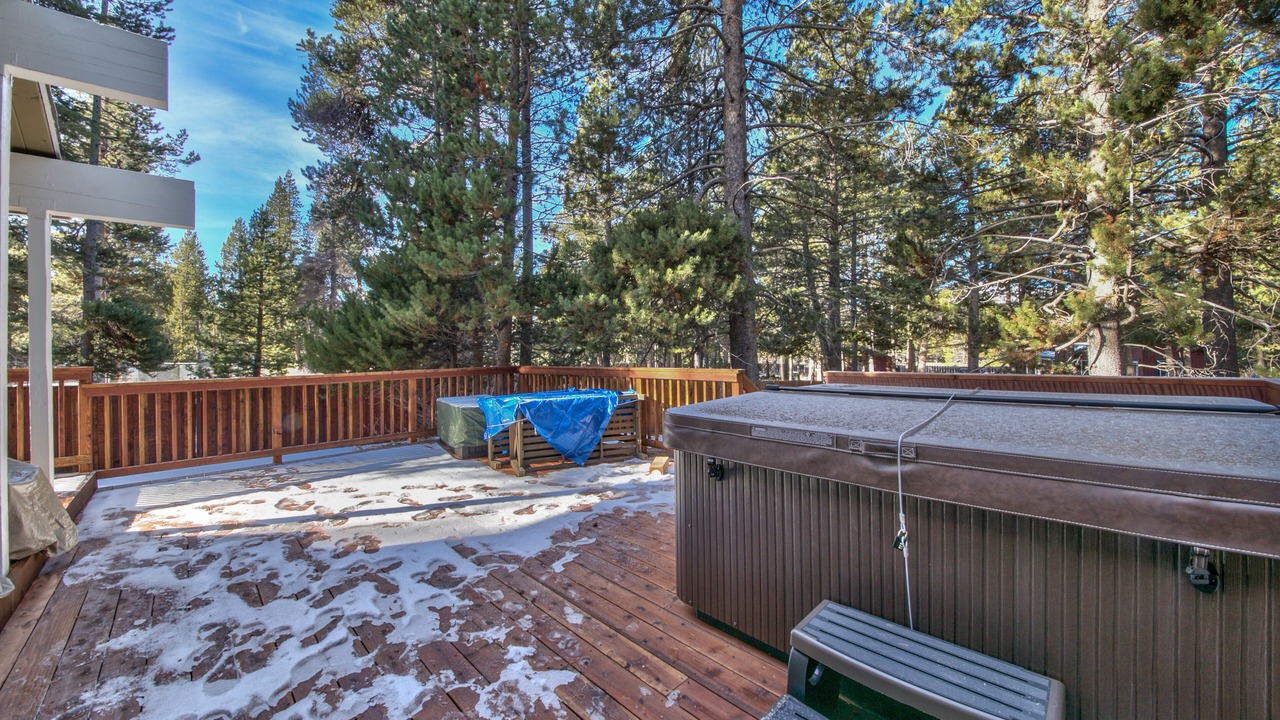 Photo of Patio Balcony in Country Club Estates
