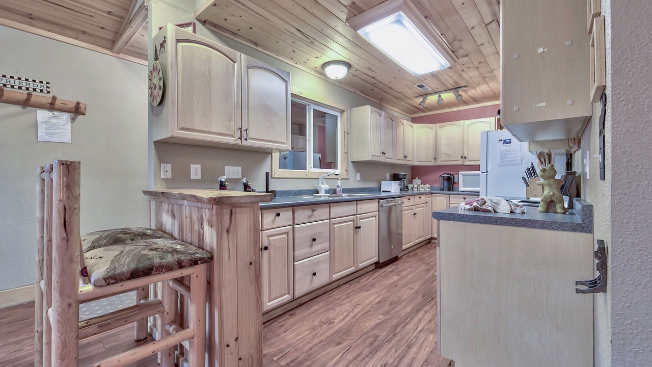 Photo of Kitchen in North Upper Truckee