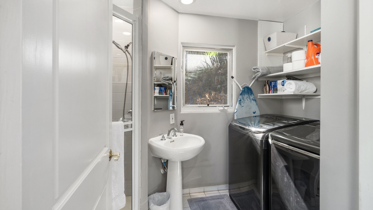 Photo of Bathroom in Beverly Glen