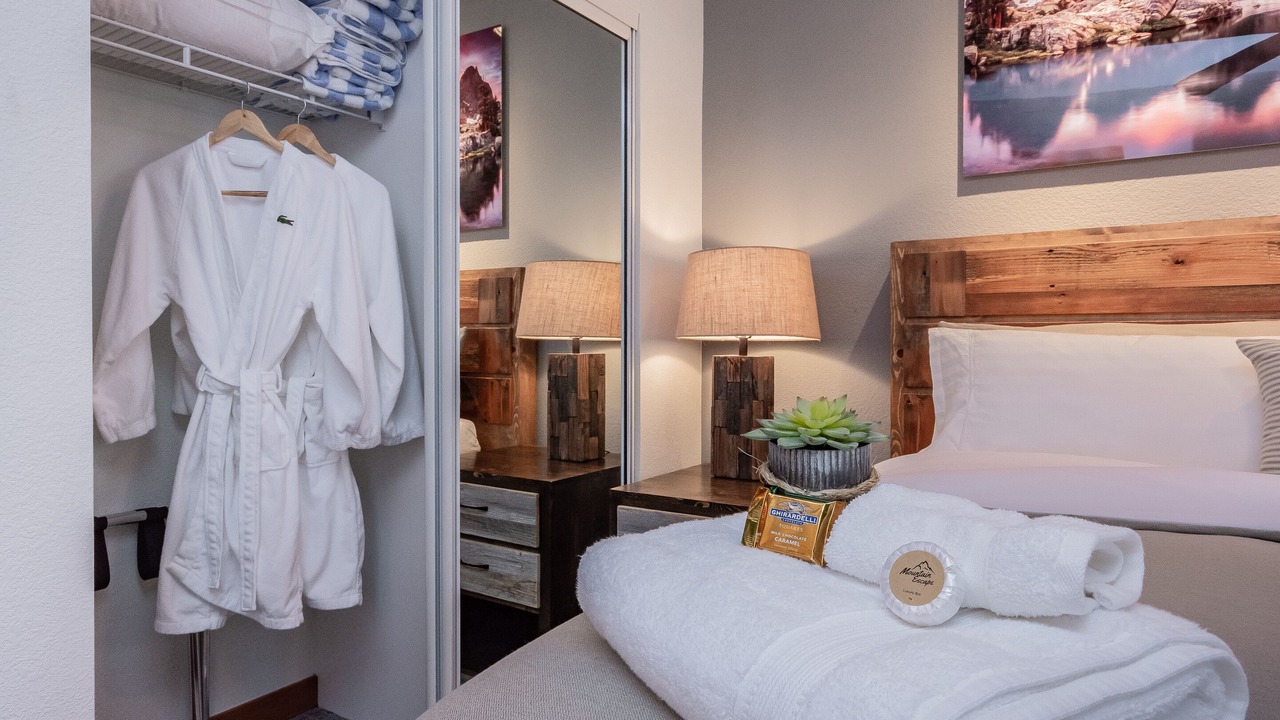 Photo of Bedroom in Mammoth Lakes