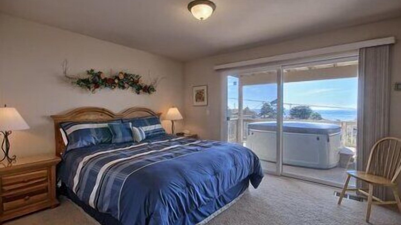 Photo of Bedroom in Marine Terrace