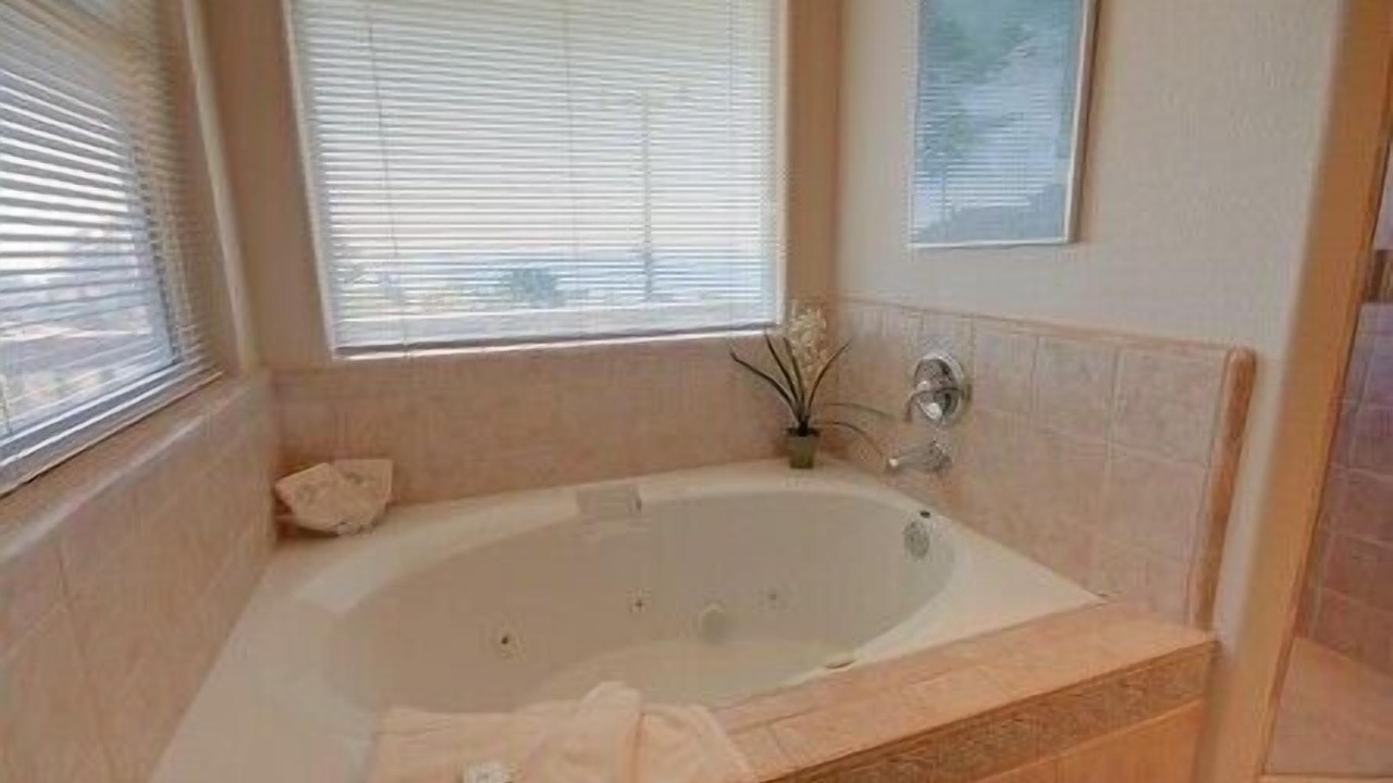 Photo of Bathroom in Marine Terrace