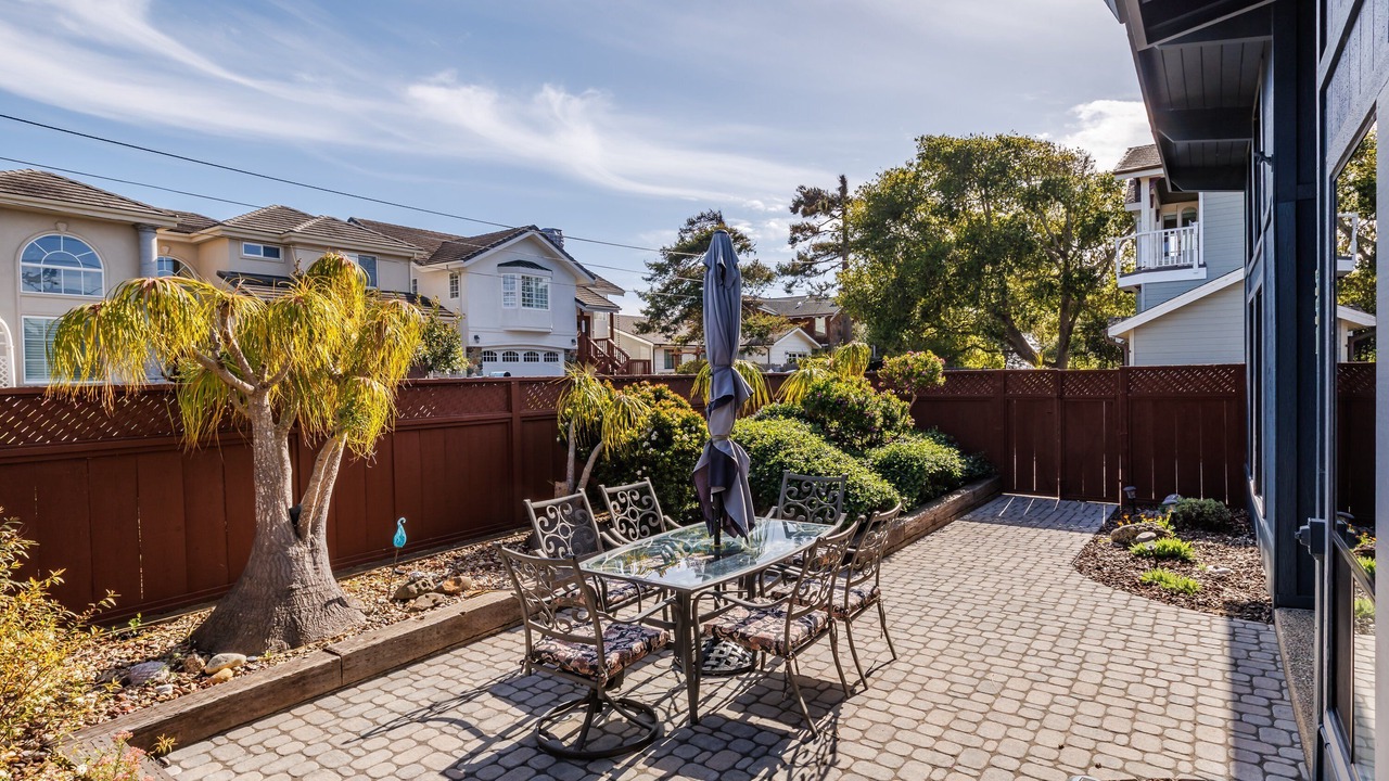 Photo of Outdoor in Park Hill