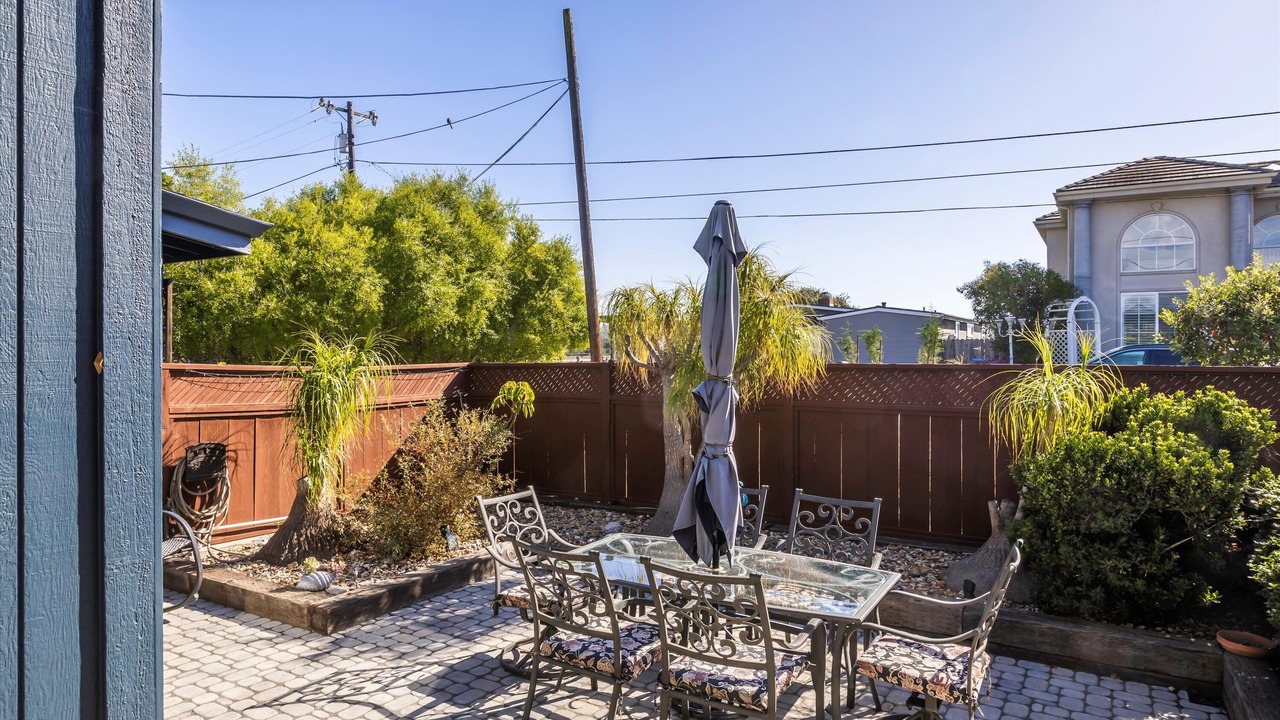 Photo of Outdoor in Park Hill