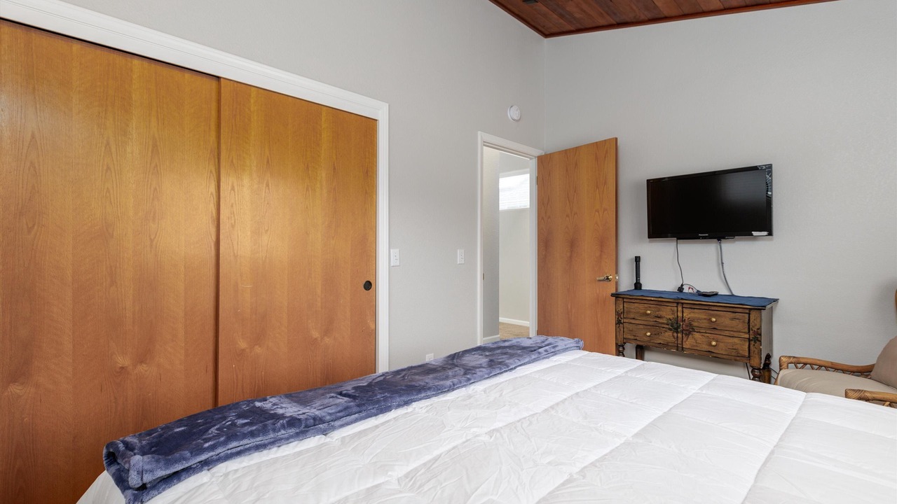 Photo of Bedroom in Marine Terrace