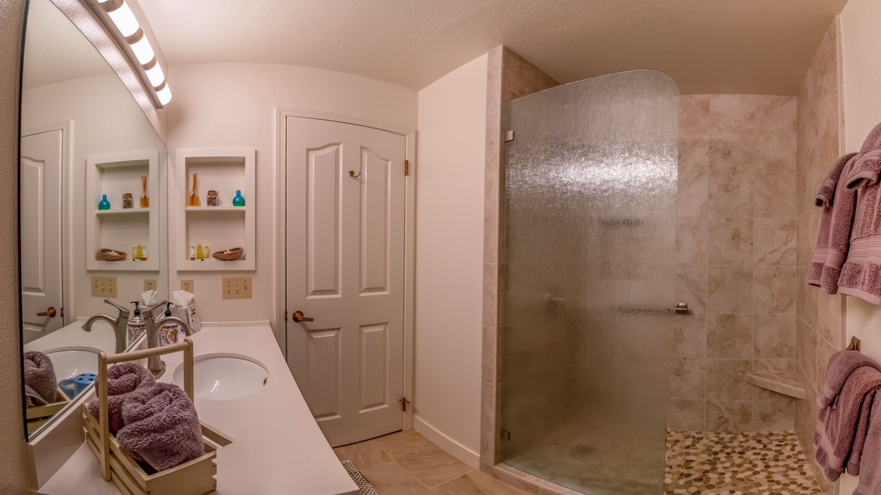 Photo of Bathroom in San Simeon