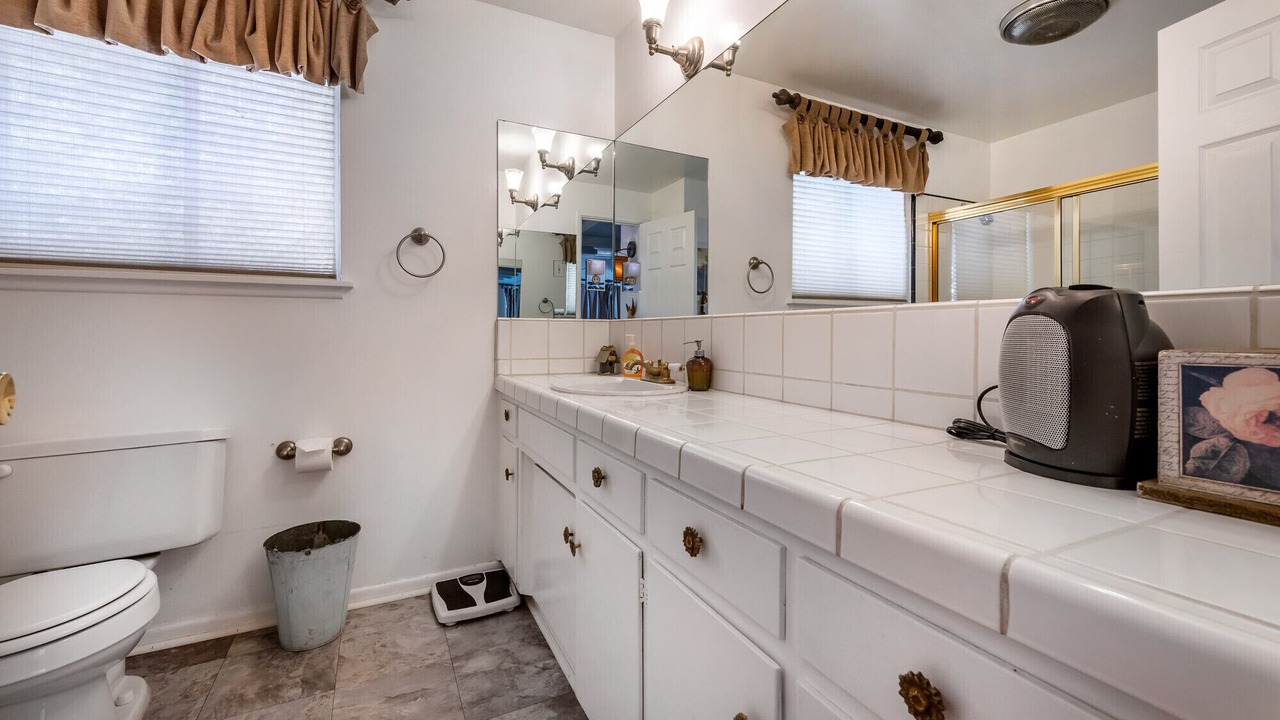 Photo of Bathroom in Cedar Glen
