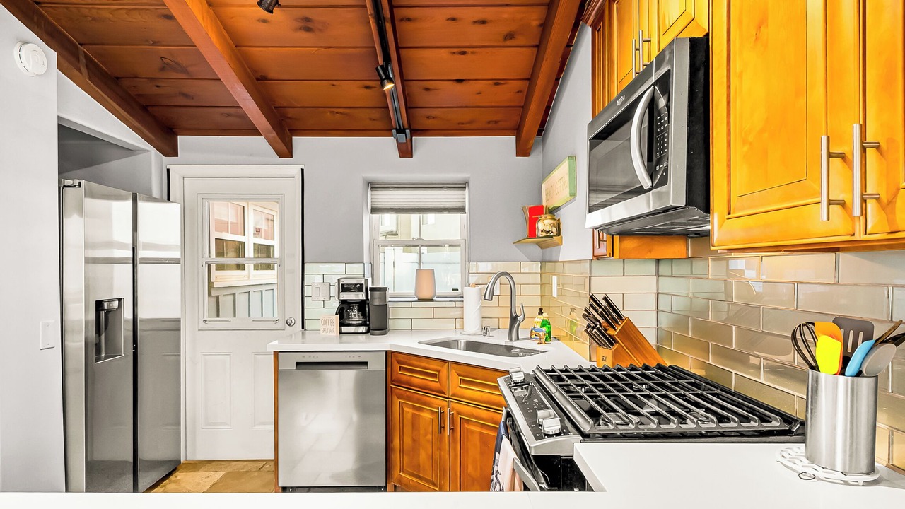 Photo of Kitchen in South Mission Beach