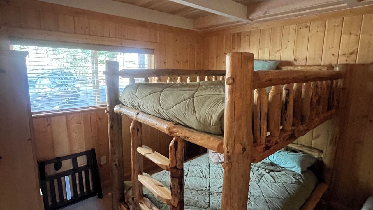 Photo of Bedroom in Dollar Point