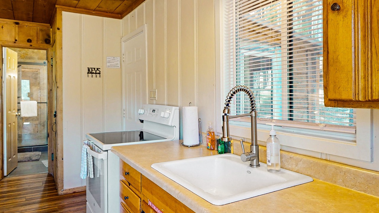 Photo of Kitchen in Black Bart