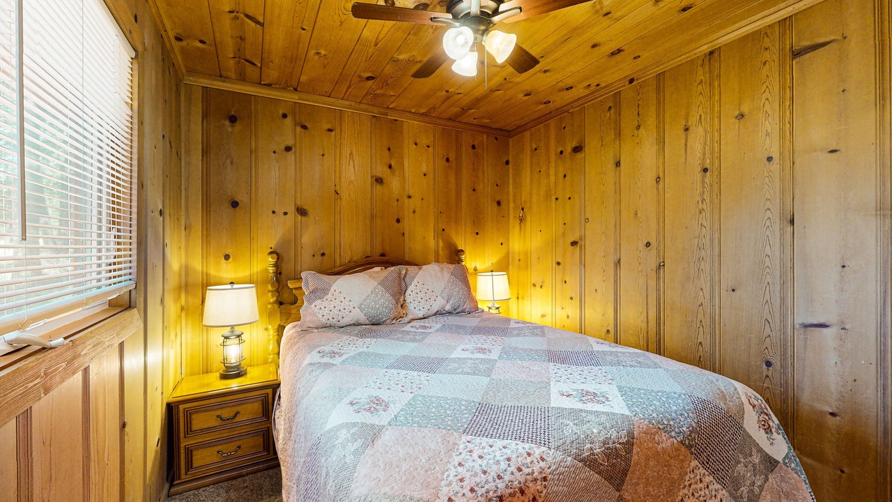 Photo of Bedroom in Black Bart