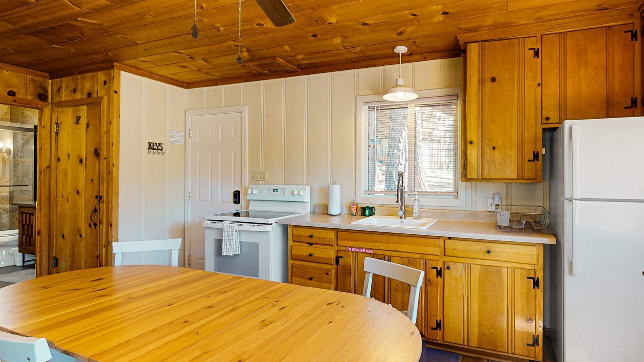 Photo of Kitchen in Black Bart
