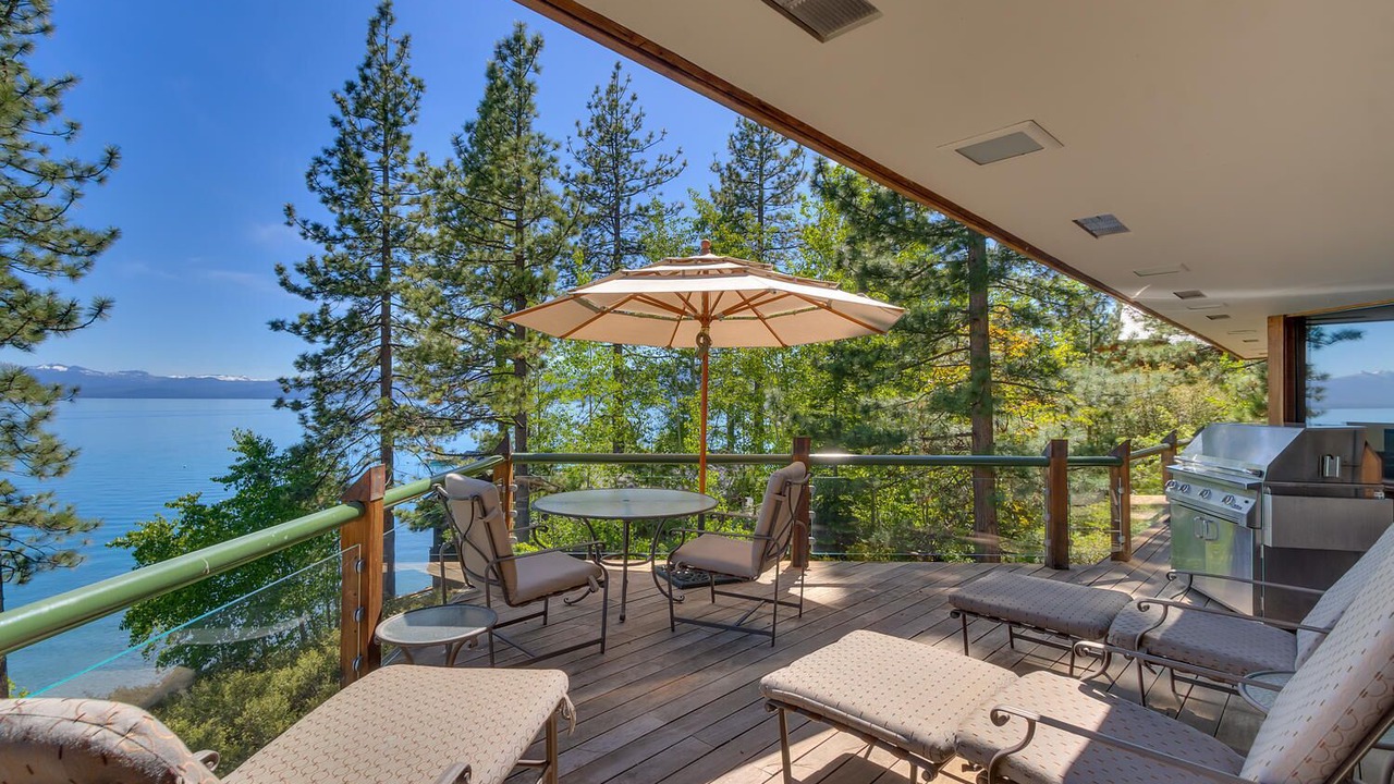 Photo of Outdoor in Lake Forest