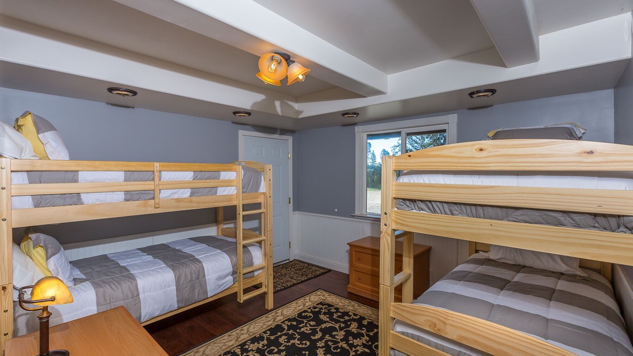 Photo of Bedroom in Mariposa