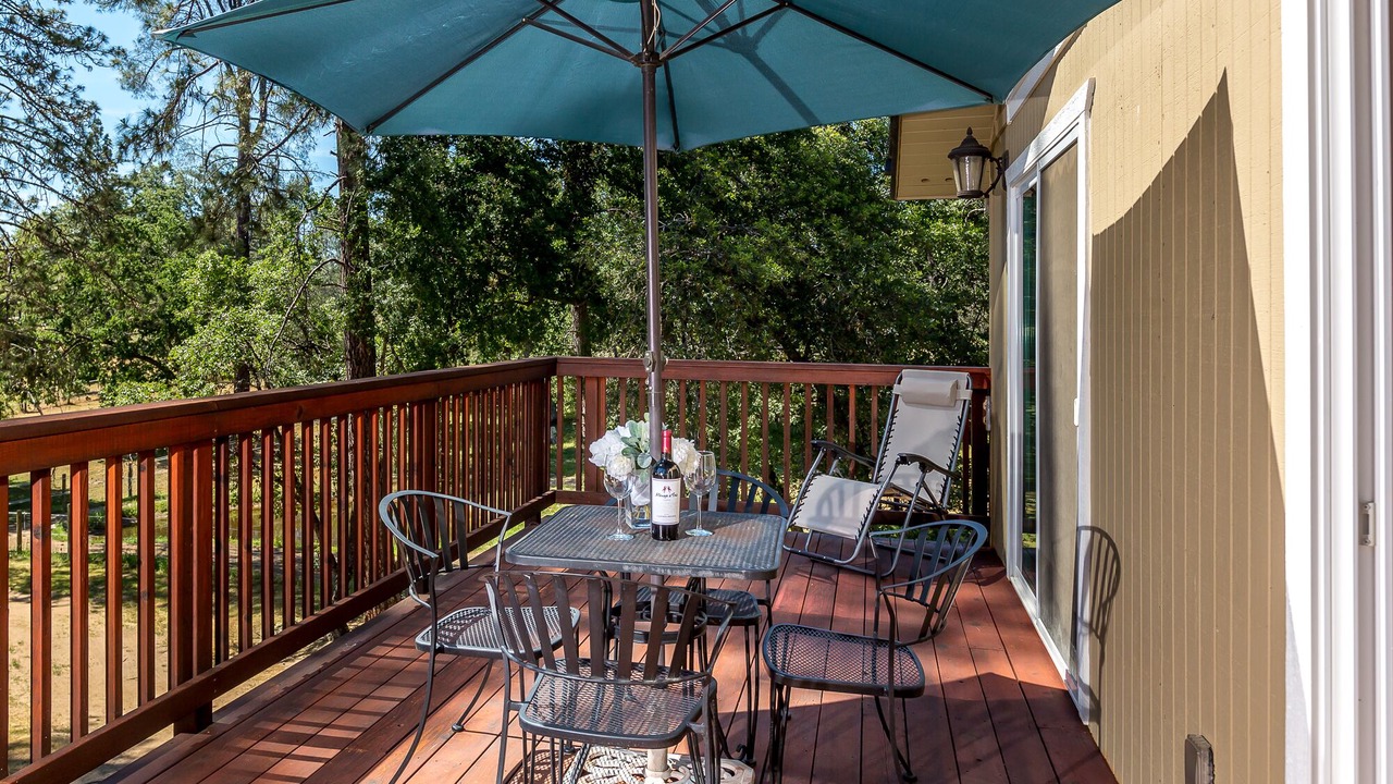 Photo of Patio Balcony in Mariposa