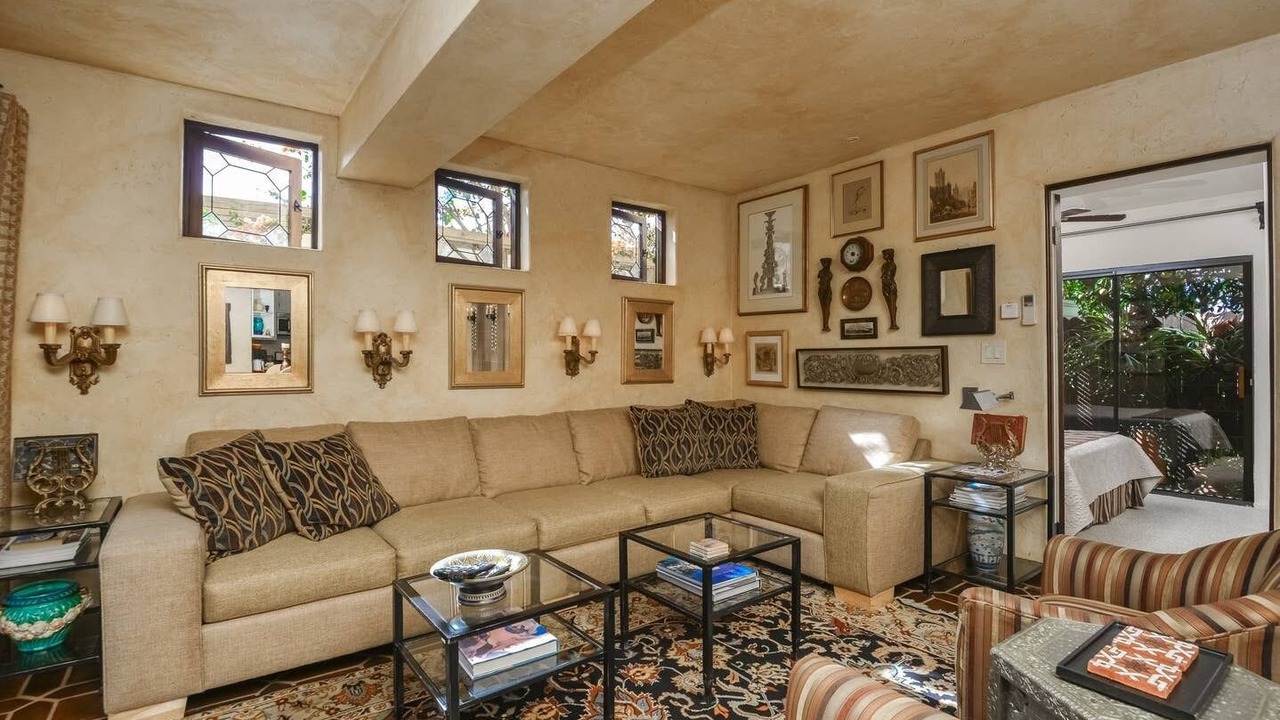 Photo of Livingroom in Park West