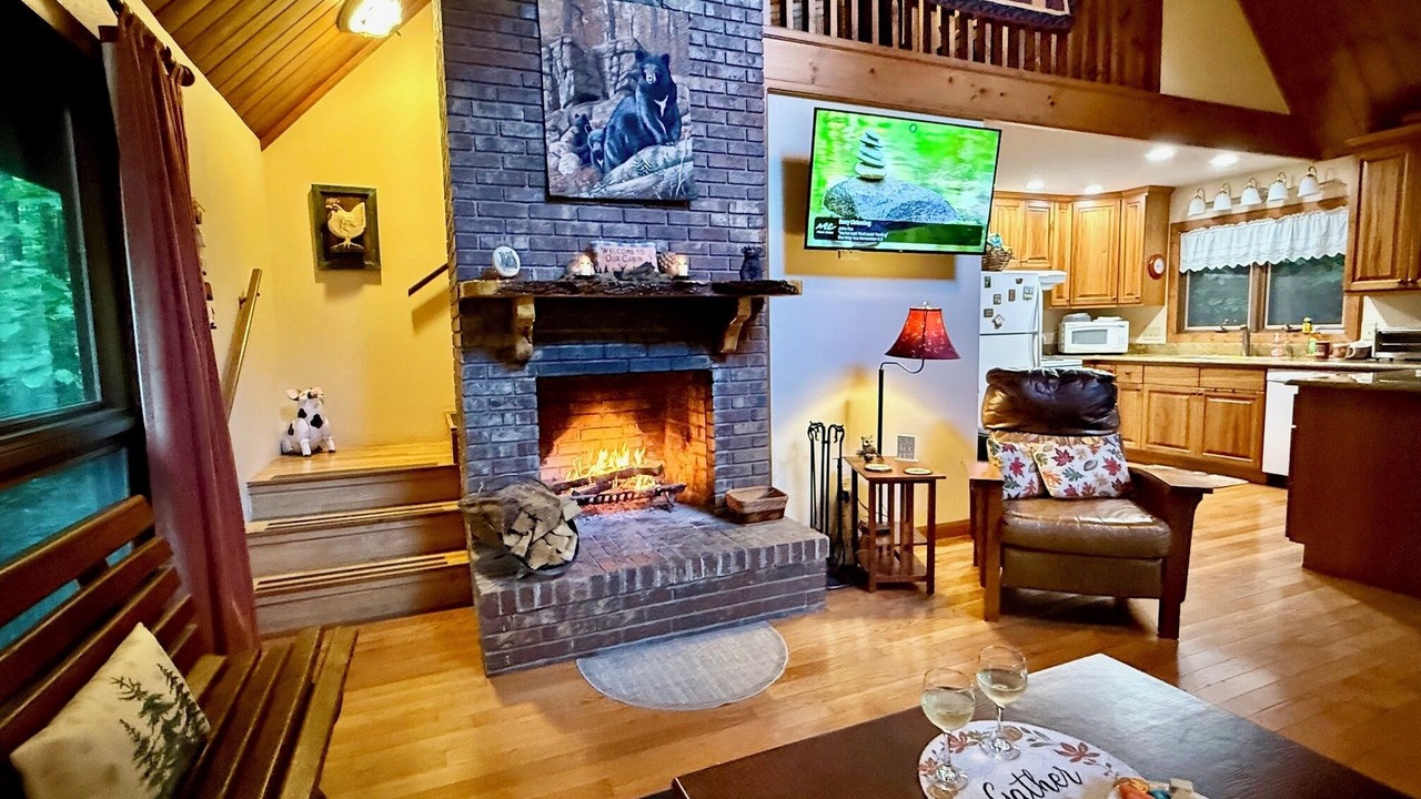 Photo of Livingroom in Maggie Valley