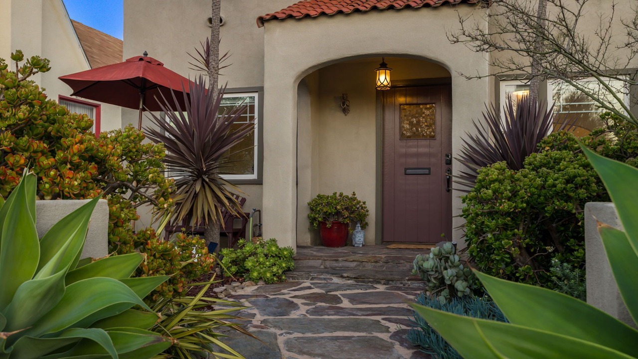 Photo of Outdoor in Altadena