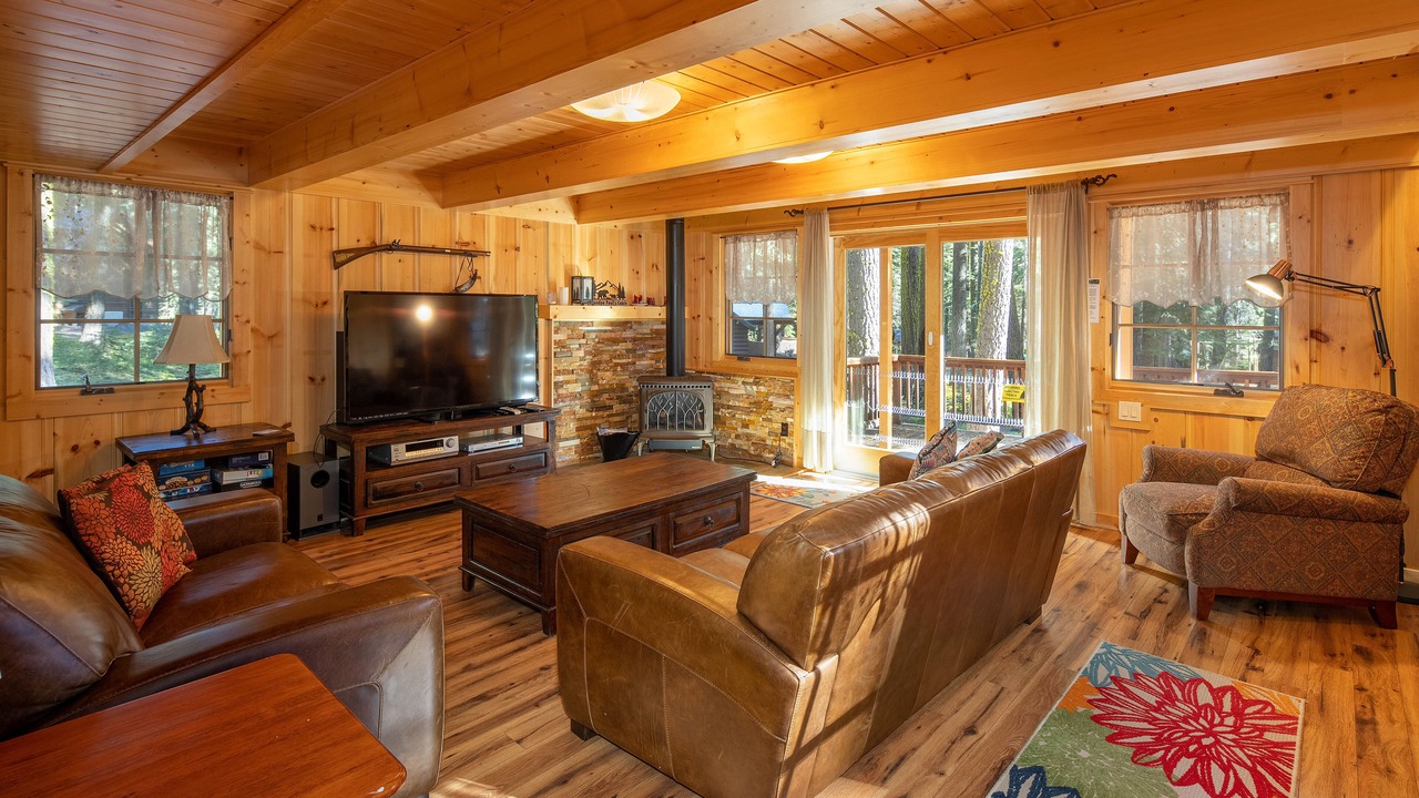 Photo of Others in Tahoe Pines
