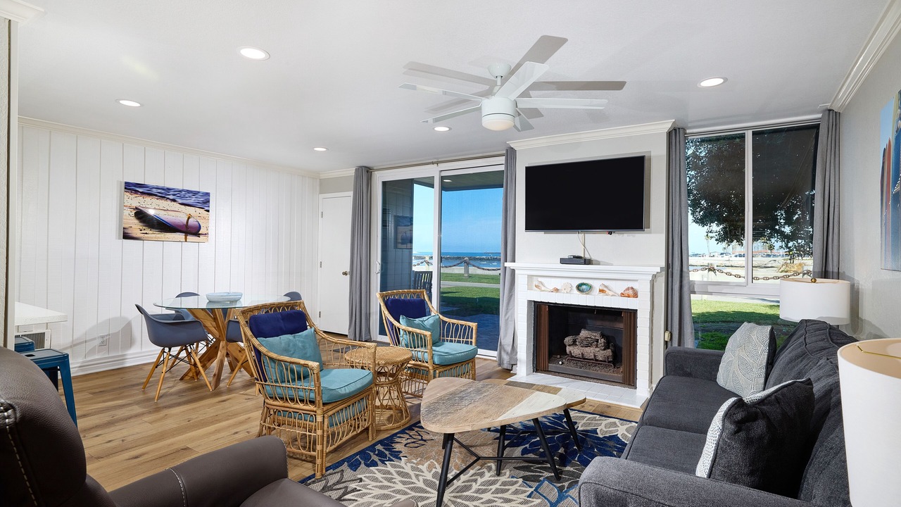 Photo of Livingroom in Townsite
