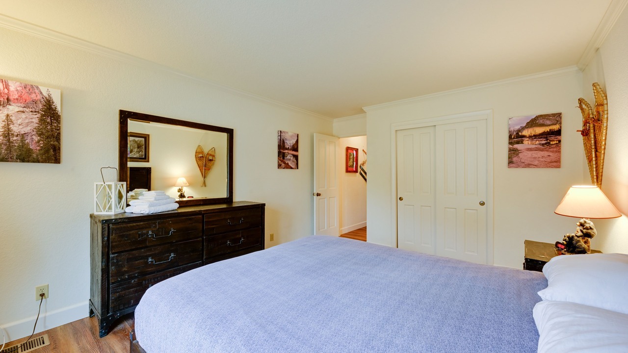 Photo of Bedroom in Coarsegold