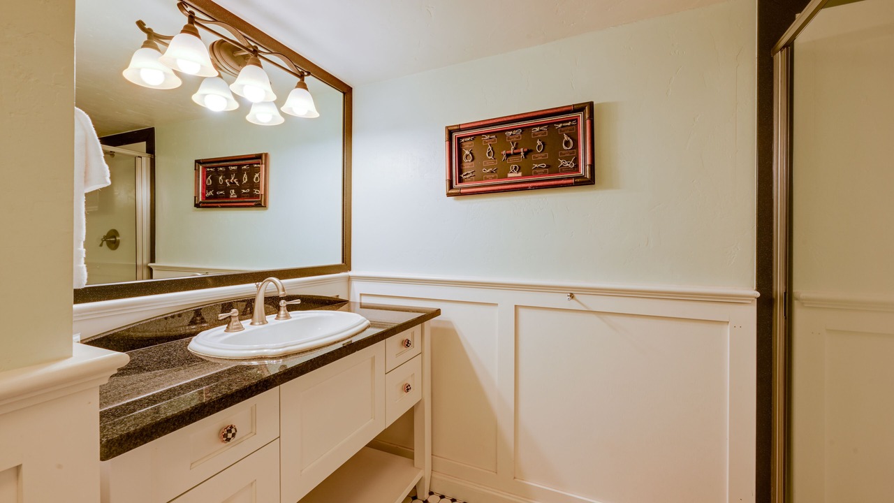Photo of Bathroom in Coarsegold