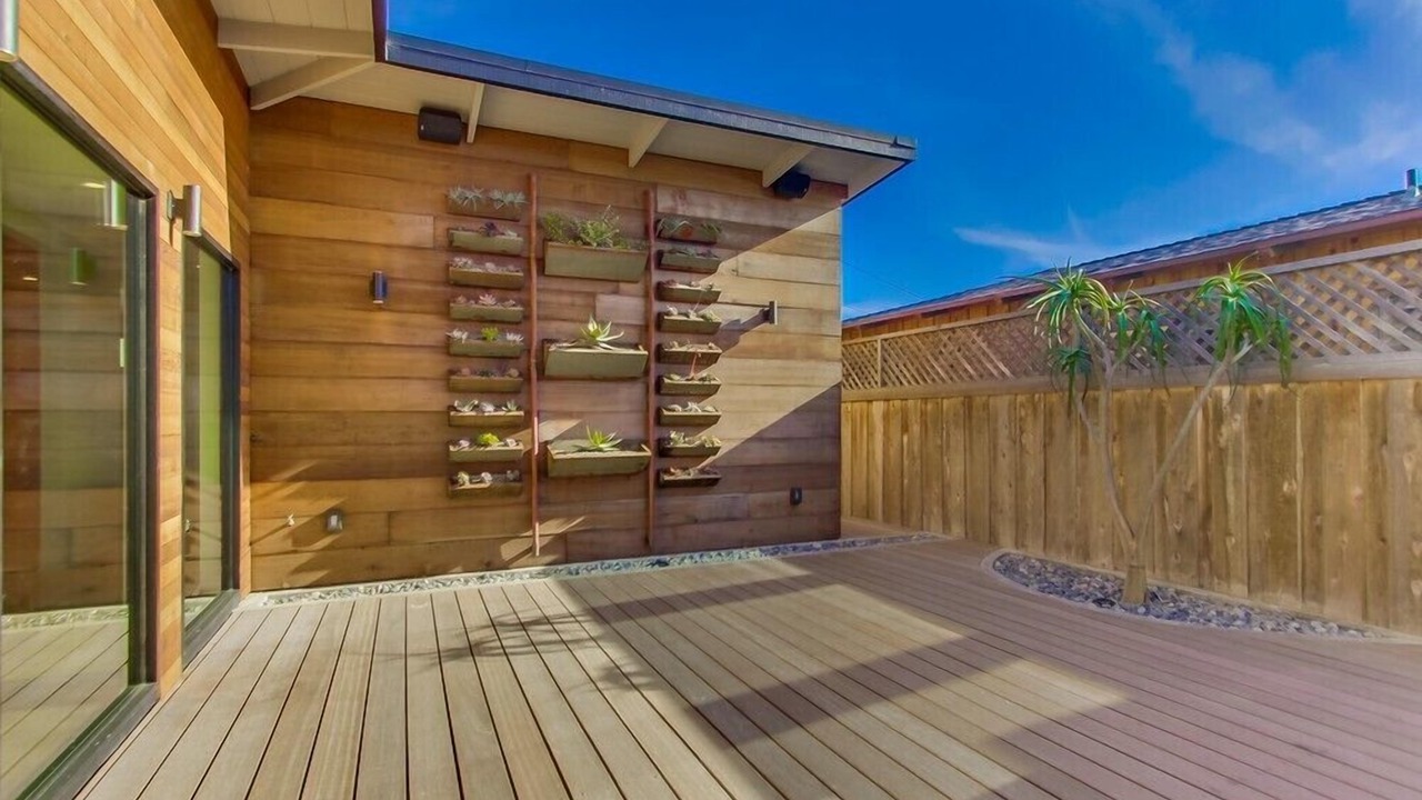 Photo of Patio Balcony in Ocean Beach