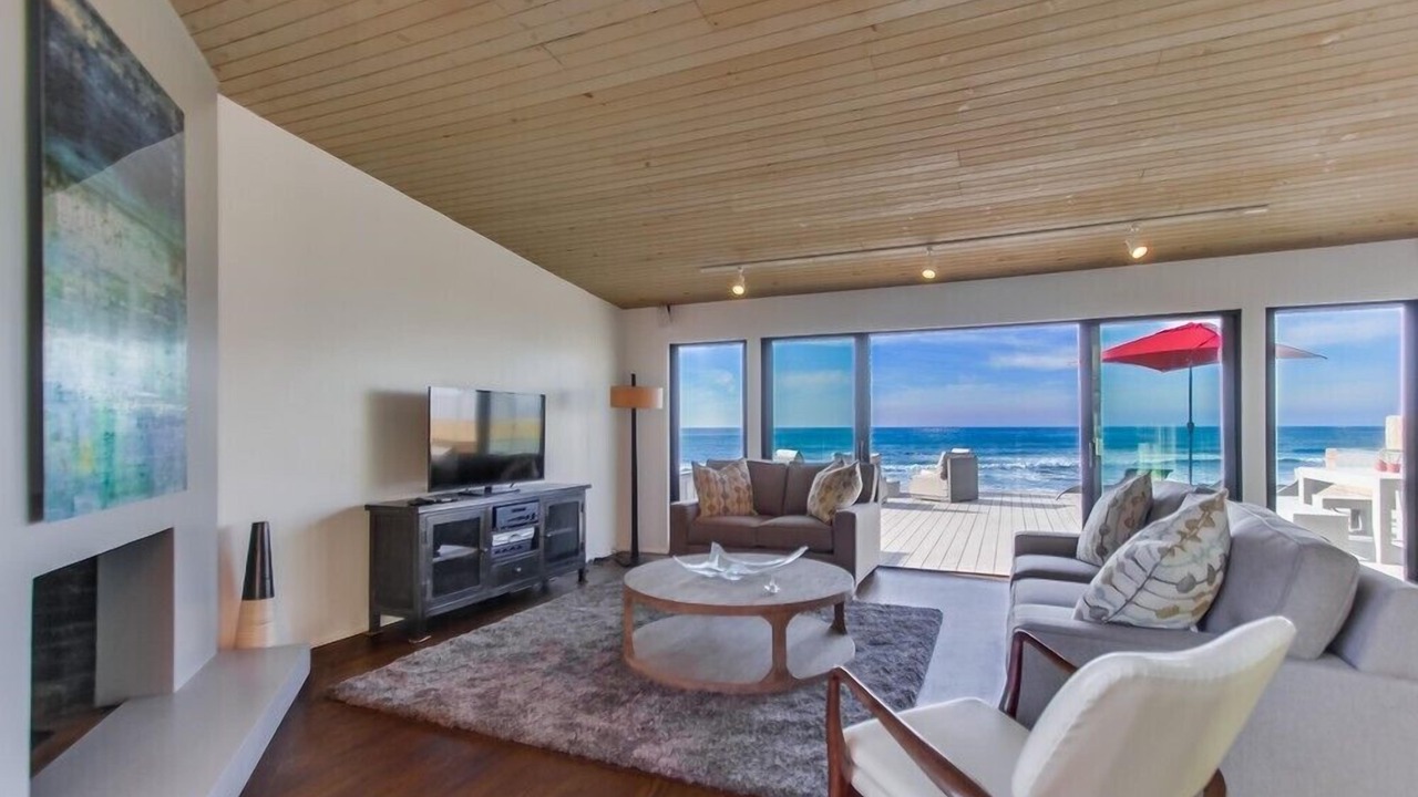 Photo of Livingroom in Ocean Beach