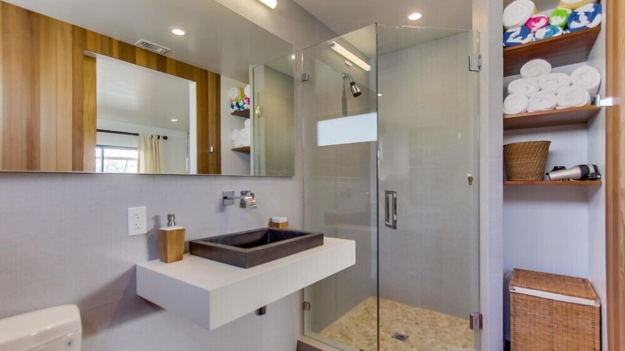Photo of Bathroom in Ocean Beach