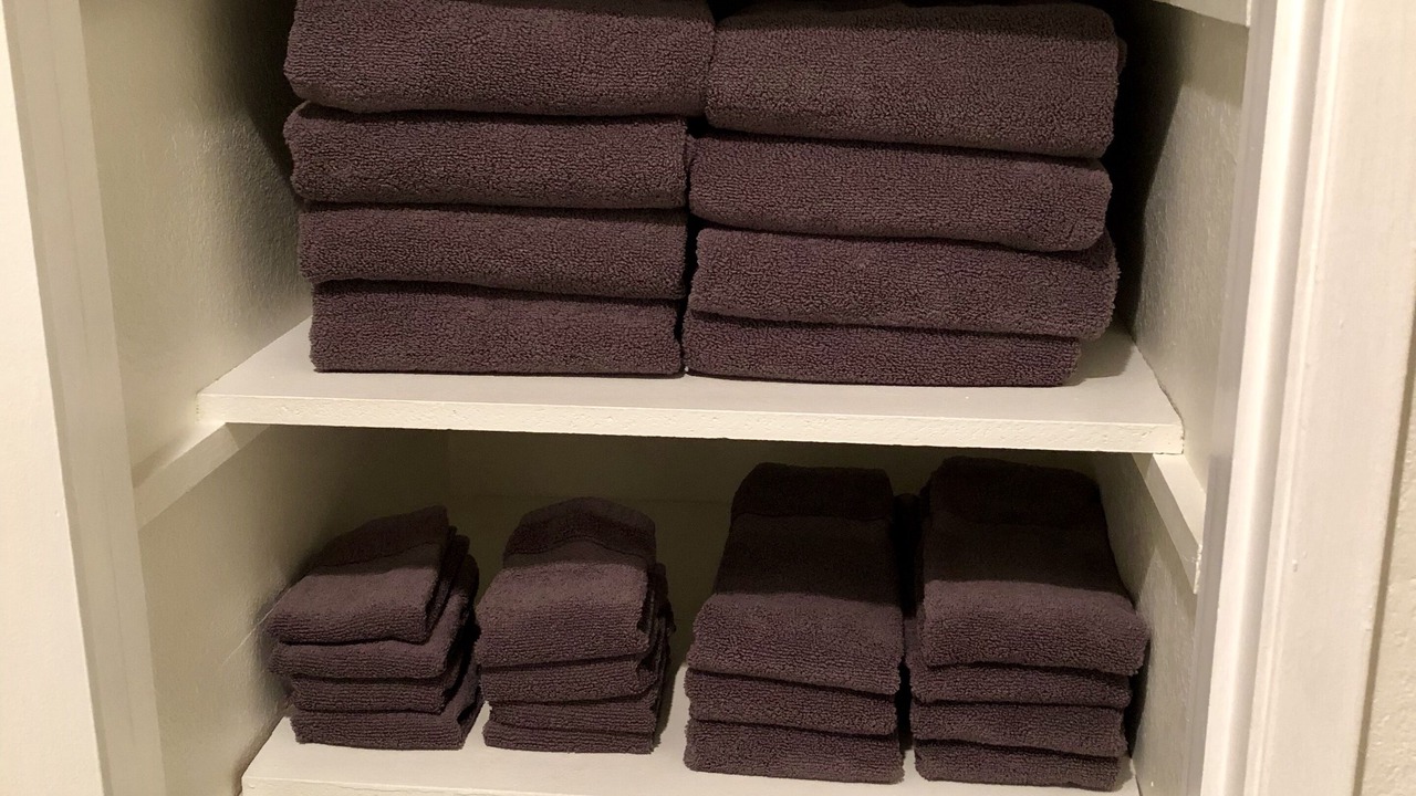 Photo of Bathroom in Dunsmuir