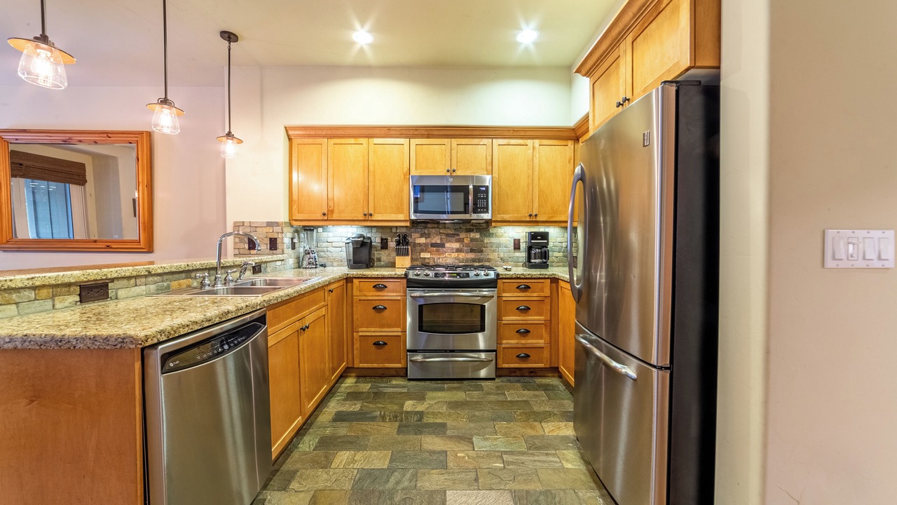 Photo of Kitchen in Woodwinds