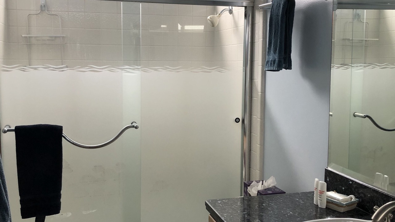 Photo of Bathroom in Carpinteria