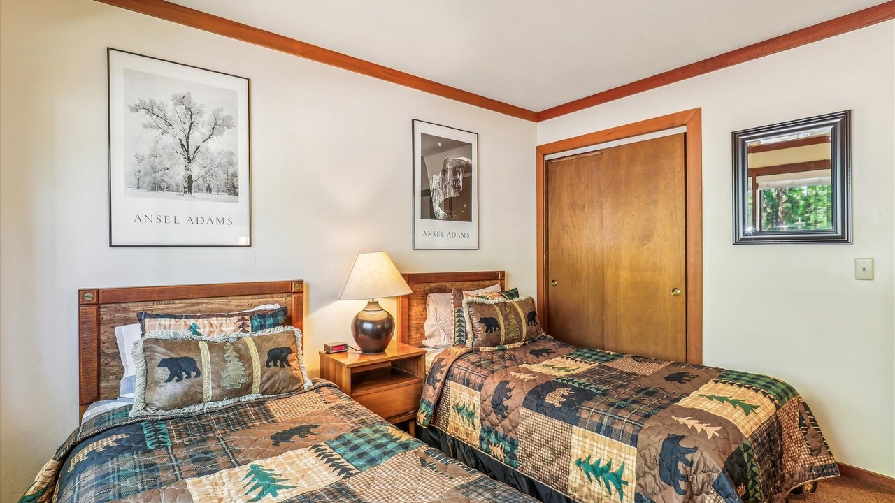 Photo of Bedroom in Lake Forest